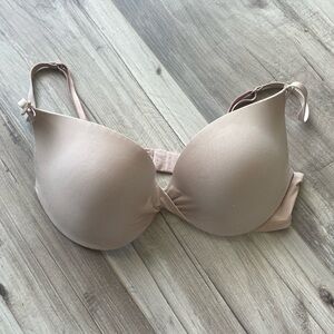 Victoria’s Secret Nude Bra